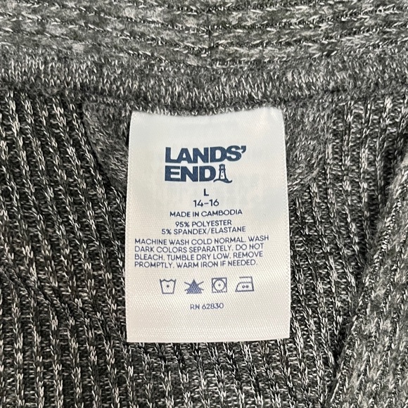 Gray Knit Tank Top and Robe Set - Picture 3 of 5